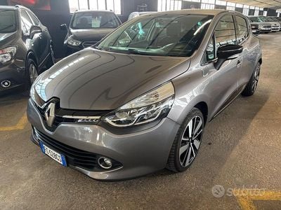 Usata Renault Clio IV 90 CV (66 kW) 2016 Grigio Berlina