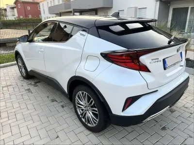 Usata Toyota C-HR Lounge 152 CV (111 kW) 2023 SUV