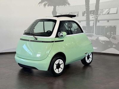 Nuova Micro Microlino 10 kW (14 CV) 2026 Verde Utilitaria
