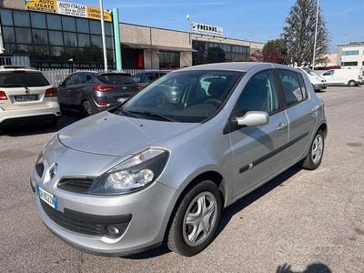 Renault Clio II