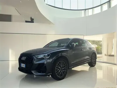 Usata Audi Q3 Sportback S-Line 150 CV (110 kW) 2021 Grigio SUV