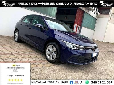 Usata VW Golf VIII Life 110 CV (80 kW) 2022 Blu/azzurro Berlina