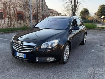 Usata Opel Insignia Cosmo 160 CV (117 kW) 2010 Nero Station wagon