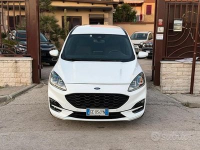 Usata Ford Kuga ST-Line X 120 CV (88 kW) 2021 Bianco SUV