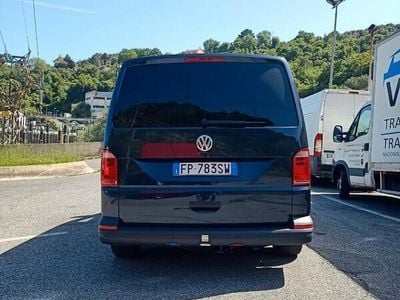 VW Caravelle