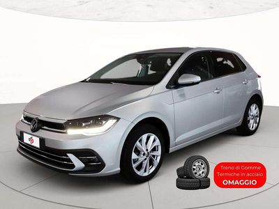 Usata VW Polo Style 110 CV (80 kW) 2023 Reflex silver metallizzato Berlina