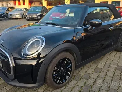 Usata Mini Cooper Cabriolet Comfort 136 CV (100 kW) 2021 Nero Cabrio