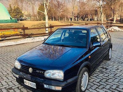 Usado VW Golf III GTI 116 CV (85 kW) 1992 Azul Utilitario