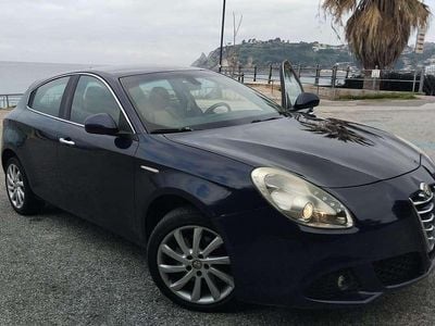 Usata Alfa Romeo Giulietta Progression 170 CV (125 kW) 2012 Blu/azzurro Utilitaria