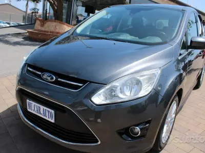 Usata Ford C-MAX Titanium 115 CV (84 kW) 2015 Grigio Monovolume