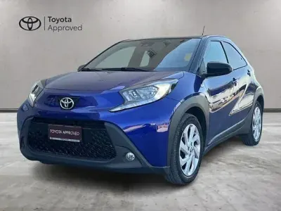 Usata Toyota Aygo X Trend 72 CV (52 kW) 2022 Blu SUV