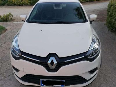 Usata Renault Clio IV Intens 73 CV (53 kW) 2017 Beige Berlina