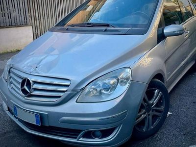 Usata Mercedes B200 2007 Grigio Monovolume