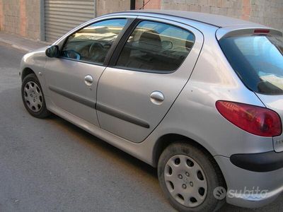 Usata 2005 Peugeot 206 Berlina | 2000 € (Buon prezzo)
