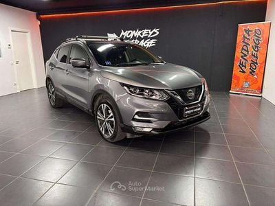 Usata Nissan Qashqai Tekna 131 CV (96 kW) 2017 Grigio SUV