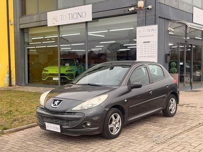 Usata Peugeot 206 60 CV (44 kW) 2011 Grigio Berlina