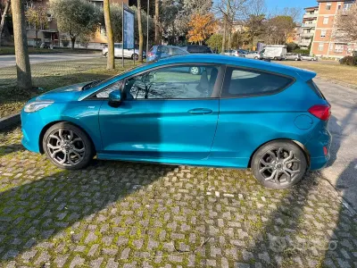 Usata Ford Fiesta ST 120 CV (88 kW) 2018 Bluazzurro Utilitaria