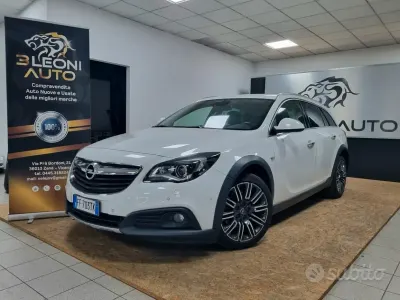 Usata Opel Insignia 170 CV (125 kW) 2016 Bianco Station wagon