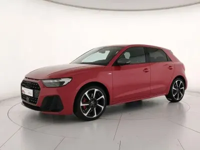 Usata Audi A1 Sportback S-Line 207 CV (152 kW) 2025 Rosso progressivo metallizzato Utilitaria