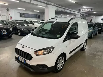 Usata Ford Courier 75 CV (55 kW) 2023 Bianco Monovolume