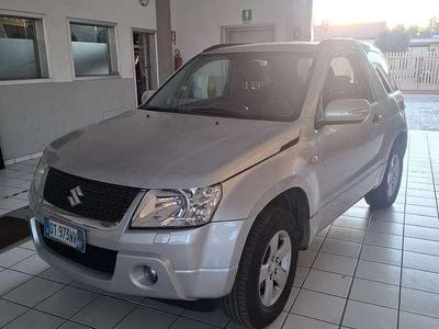 Usata 2009 Suzuki Grand Vitara SUV | 3900 € (Super prezzo)