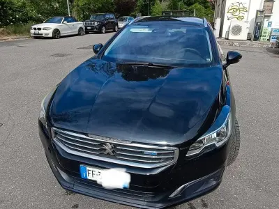Begagnad Peugeot 508 SW 120 HK (88 kW) 2016 Svart Kombi
