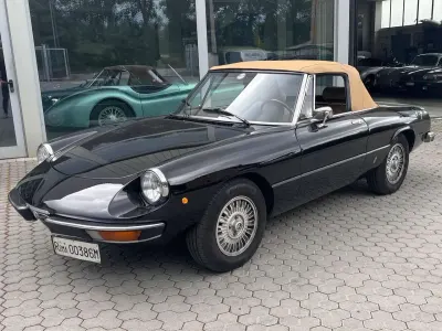 Usata Alfa Romeo Spider 128 CV (94 kW) 1980 Nero Cabrio