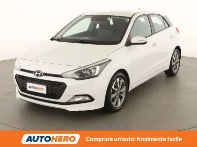 Usata Hyundai i20 Style 75 CV (55 kW) 2015 Bianco Berlina