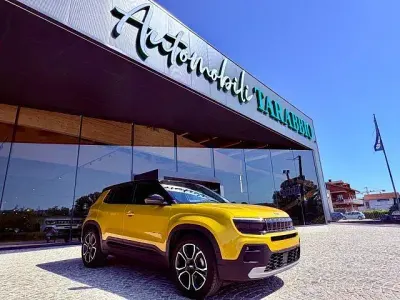 Usata Jeep Avenger Summit 101 CV (74 kW) 2023 Giallo SUV