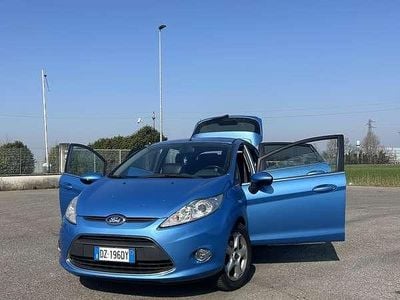Usata Ford Fiesta Titanium 97 CV (71 kW) 2009 Utilitaria