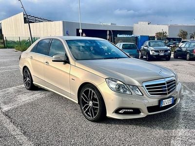 Gebraucht Mercedes E350 Elegance 265 PS (194 kW) 2010 Gelb Limousine