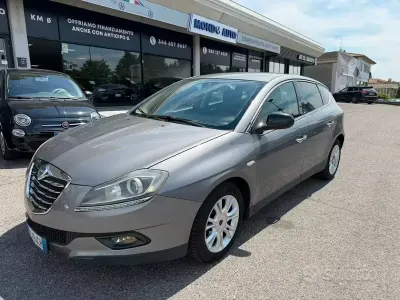 Usata Lancia Delta Silver 120 CV (88 kW) 2011 Grigio Utilitaria