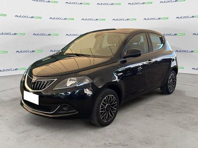 Usata Lancia Ypsilon S 70 CV (51 kW) 2024 Nero Utilitaria