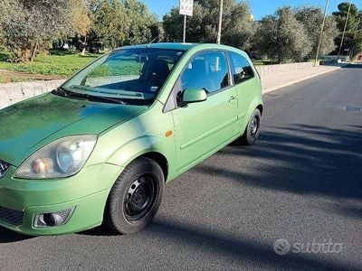 Usata Ford Fiesta 2006 Verde Utilitaria