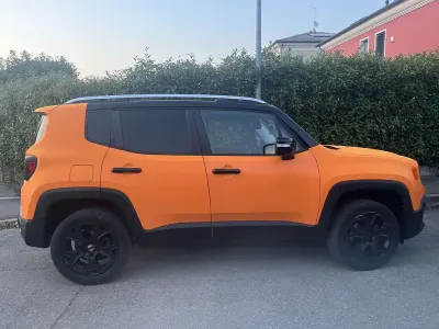 Usata Jeep Renegade Limited 140 CV (102 kW) 2015 SUV