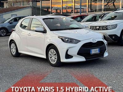 Usata Toyota Yaris Hybrid Active 116 CV (85 kW) 2025 Bianco Berlina