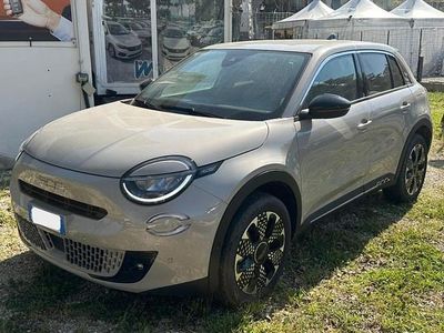 Usata Fiat 600 La Prima 110 CV (80 kW) 2025 Beige SUV