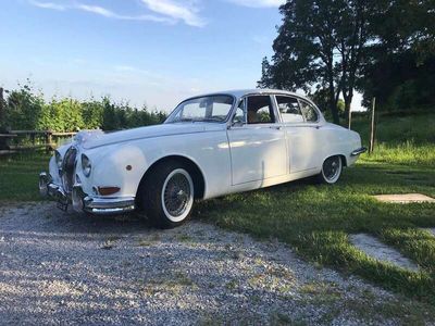 Jaguar MK II