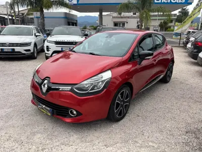 Usata Renault Clio IV 90 CV (66 kW) 2013 Rosso Berlina