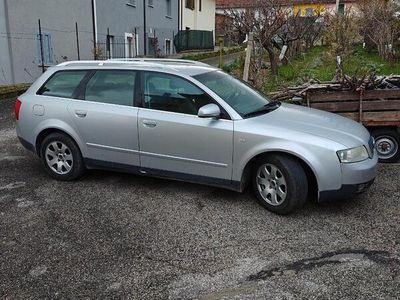 Grigio Usata 2003 Audi A4 Station wagon | 1800 € (Buon prezzo)