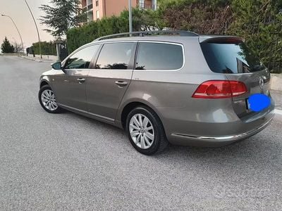 Usata VW Passat 150 CV (110 kW) 2012 Grigio Berlina