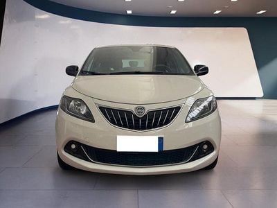 Usata Lancia Ypsilon S 70 CV (51 kW) 2022 Bianco Utilitaria