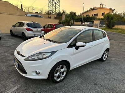 usata Ford Fiesta 1.4 TDCi 70CV 5 porte Titanium