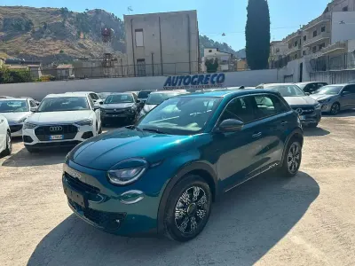 Usata Fiat 600 136 CV (100 kW) 2025 Blu SUV