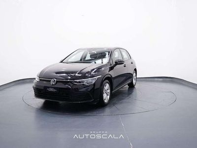 Usata VW Golf VIII Life 110 CV (80 kW) 2023 Deep black Berlina