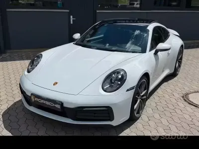 Usata Porsche 911 Carrera 385 CV (283 kW) 2021 Bianco Coupé