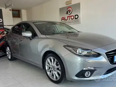 Usata Mazda 3 Exceed 105 CV (77 kW) 2017 Grigio Berlina