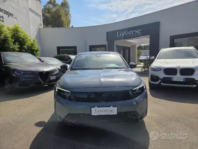 Usata Opel Corsa S 101 CV (74 kW) 2025 Grigio scuro pastello Utilitaria