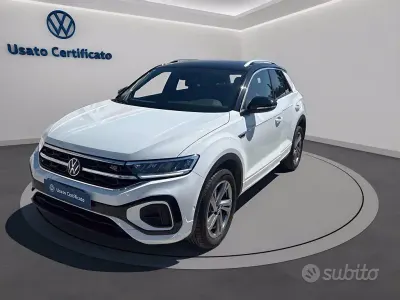 Usata VW T-Roc R-line 110 CV (80 kW) 2024 Bianco/tetto nero SUV