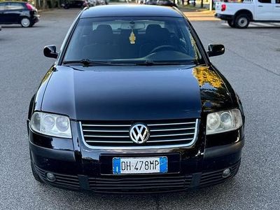 Usata VW Passat Comfortline 105 CV (77 kW) 2008 Nero Station wagon